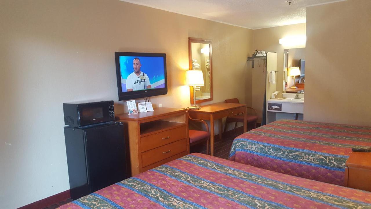 Scottish Inn Ноксвилл Экстерьер фото